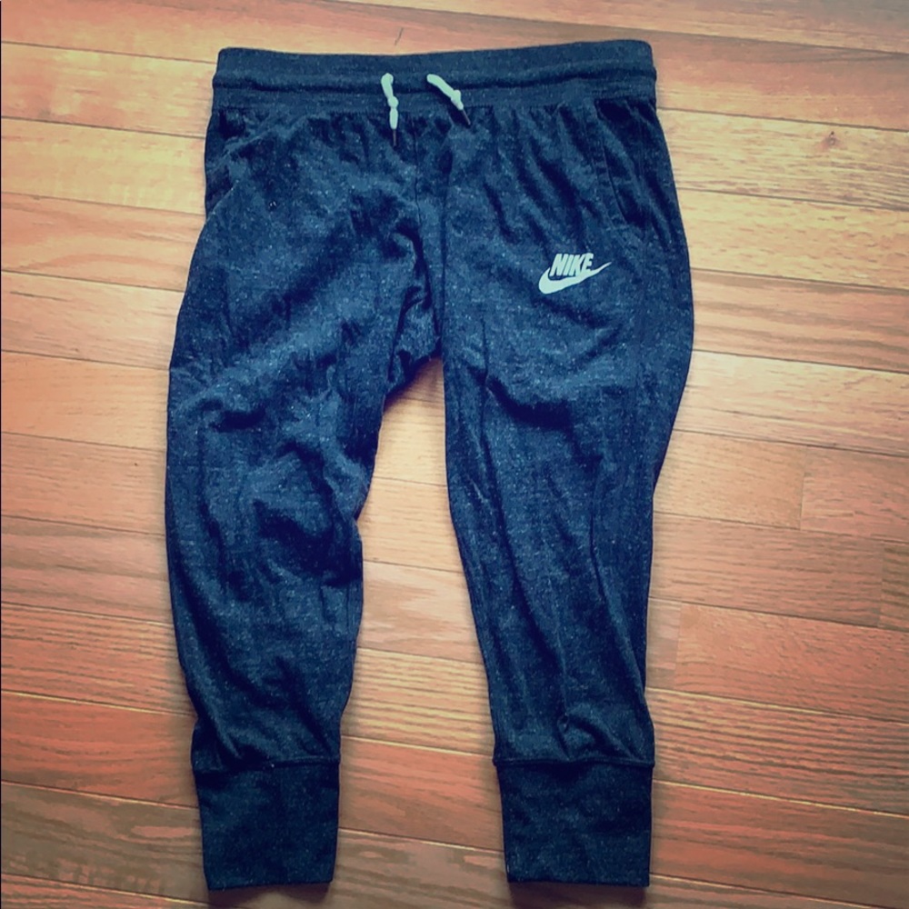 Nike cropped joggers